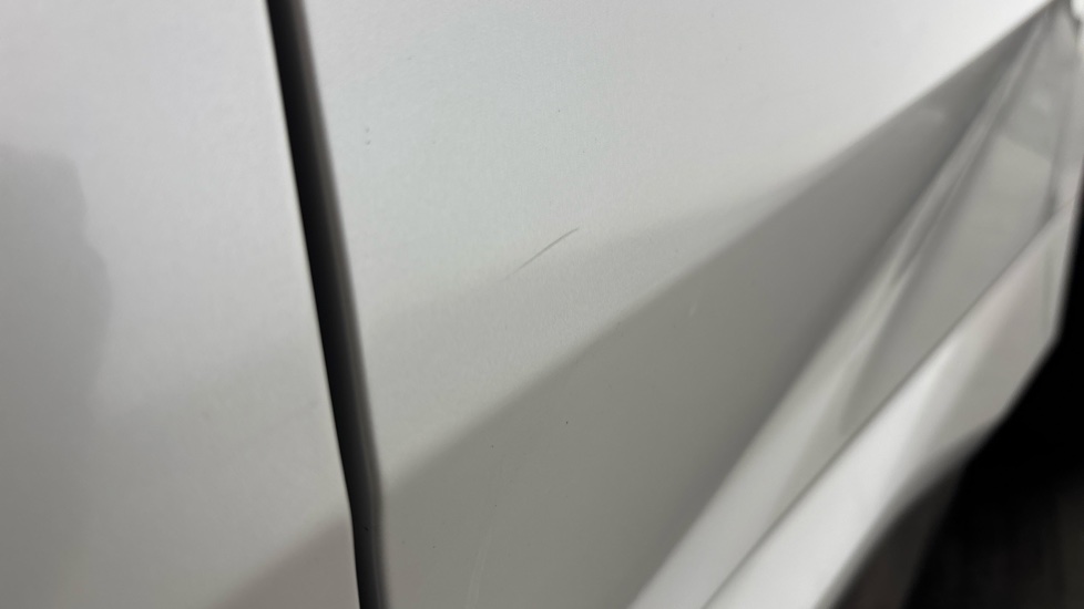 BMW iX1 Scratches