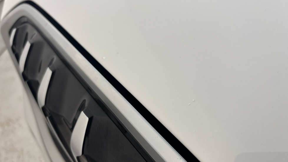 BMW iX1 Multiple chips