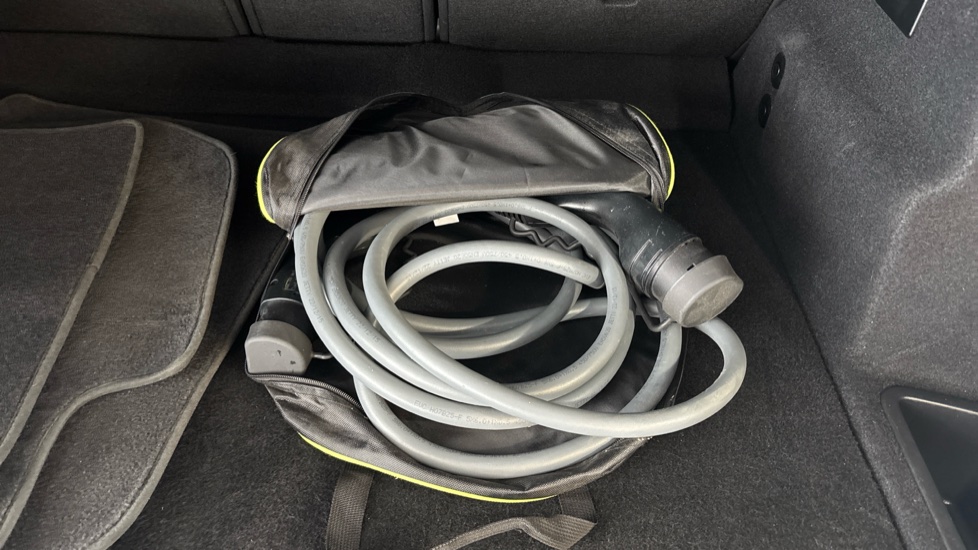 BMW iX1 Image 22