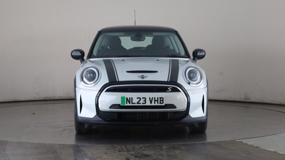 MINI HATCHBACK Image 8