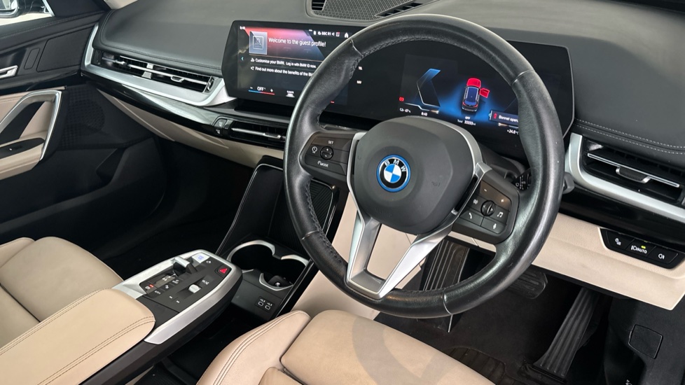 BMW iX1 Image 9