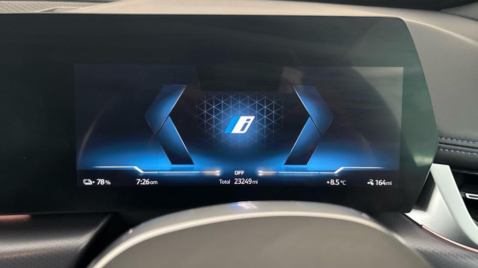 BMW iX1 Image 13