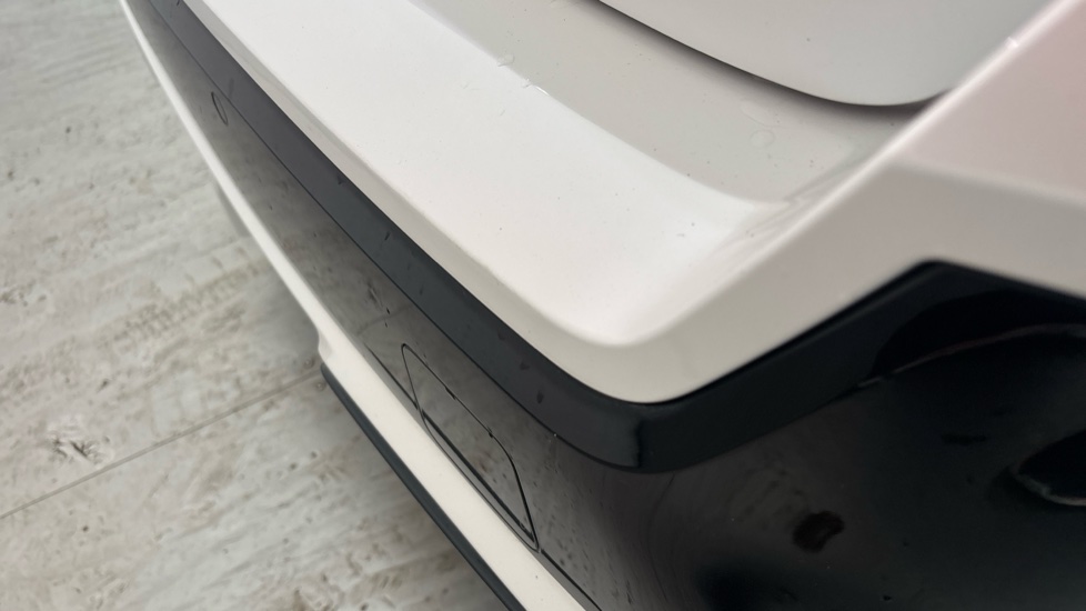 BMW iX1 chips