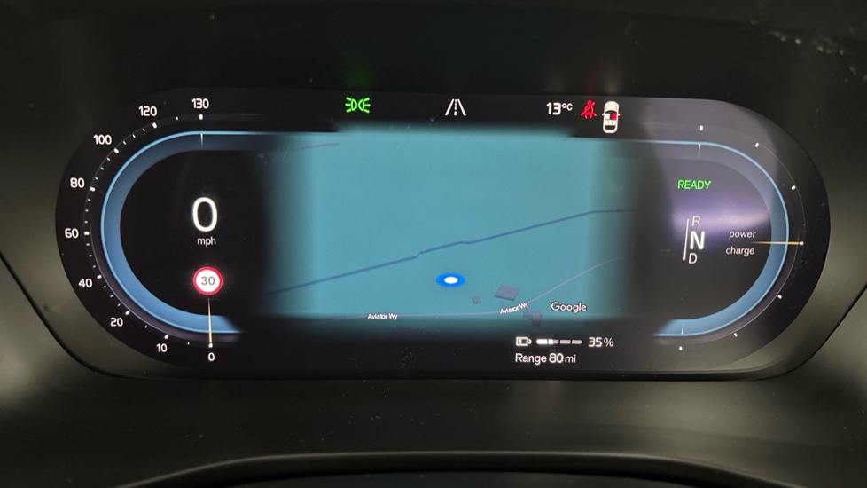 VOLVO XC40 Image 13