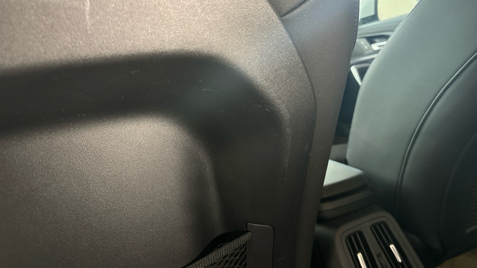 BMW iX1 Scratches