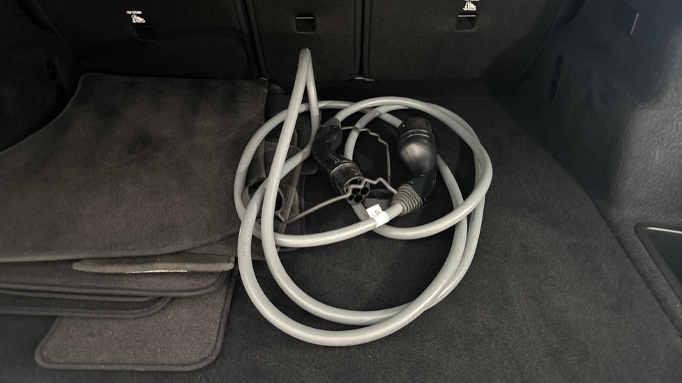 BMW iX1 Image 22