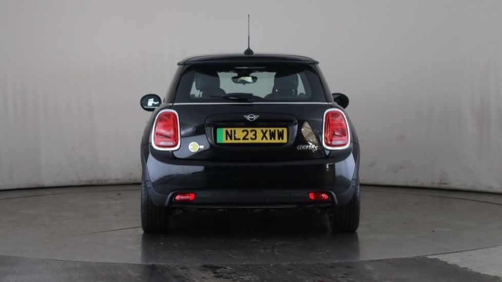 MINI HATCHBACK Image 4