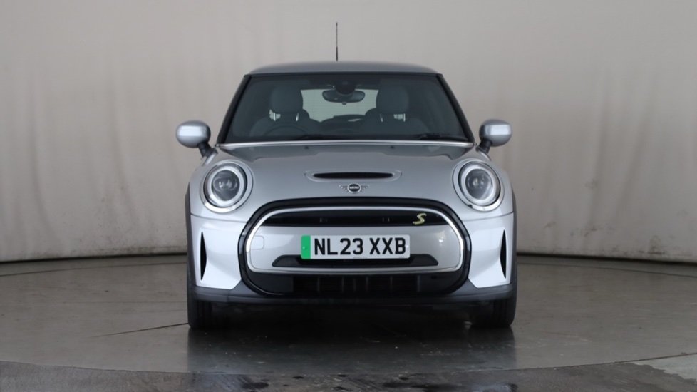 MINI HATCHBACK Image 8