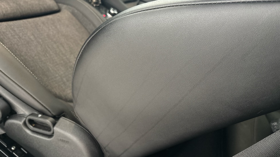 MINI HATCHBACK stained