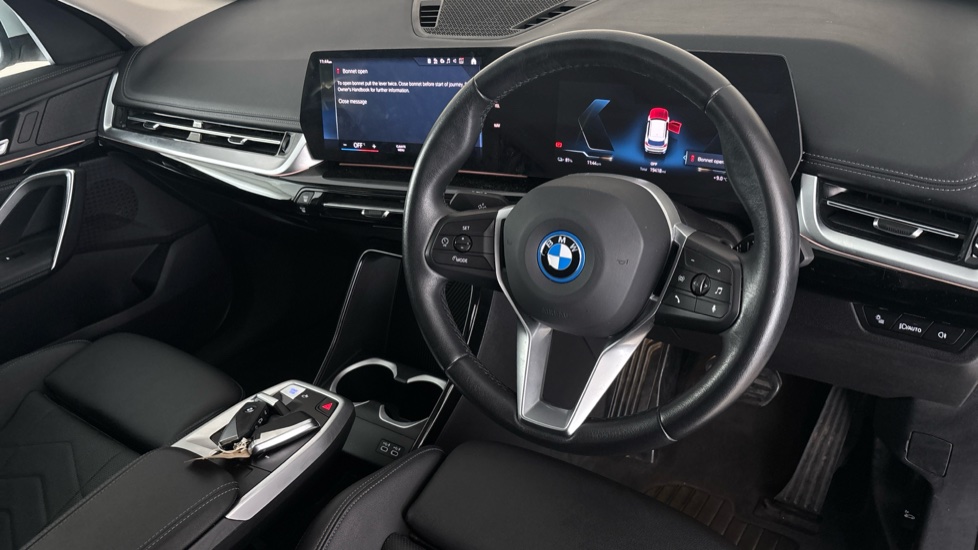 BMW iX1 Image 9