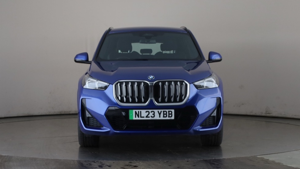 BMW iX1 Image 8