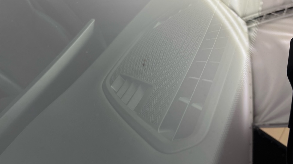 BMW iX1 chips