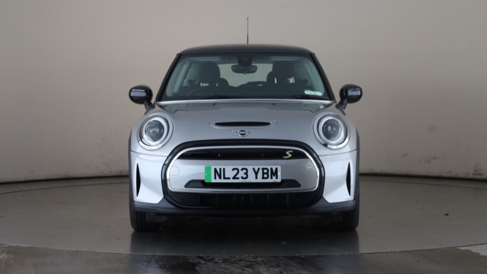 MINI HATCHBACK Image 8