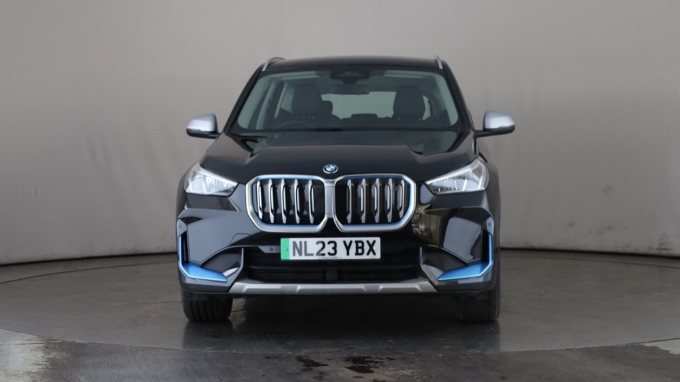 BMW iX1 Image 8