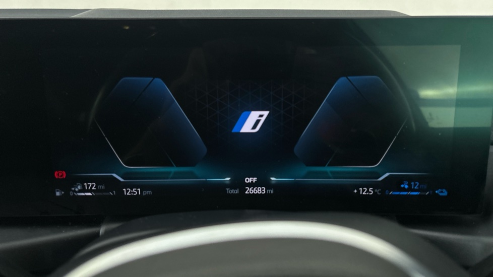 BMW 3 SERIES Image 13