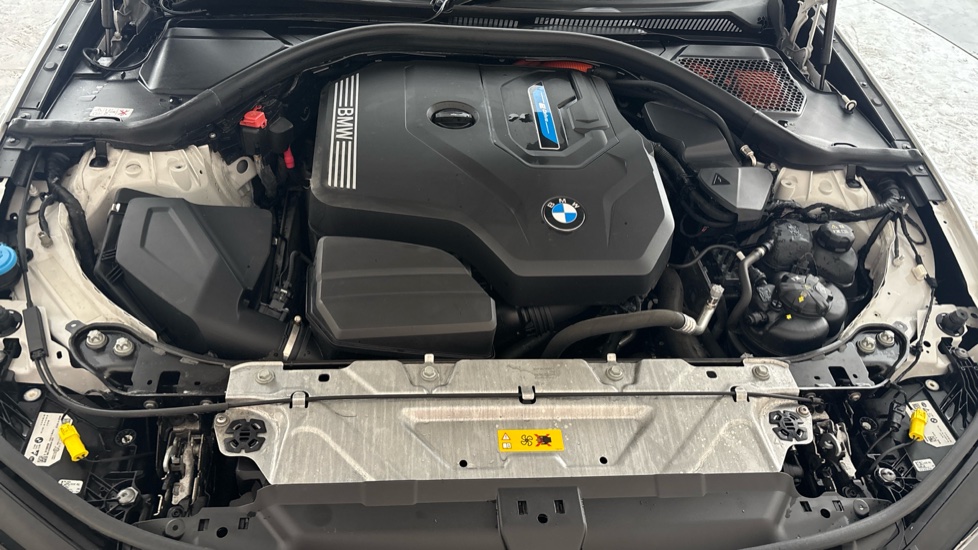 BMW 3 SERIES Image 16
