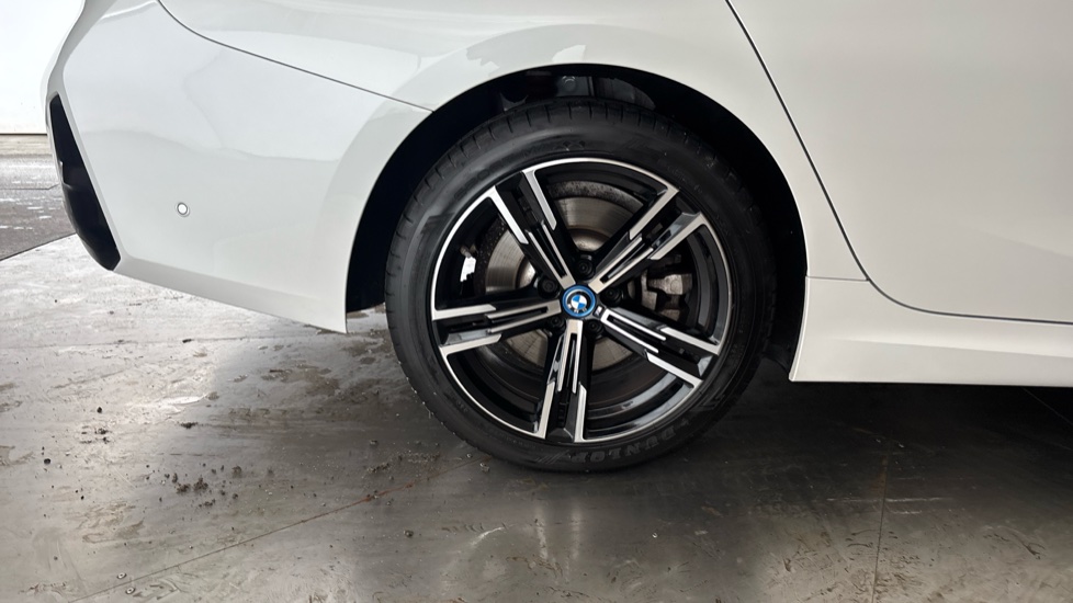 BMW 3 SERIES Image 19