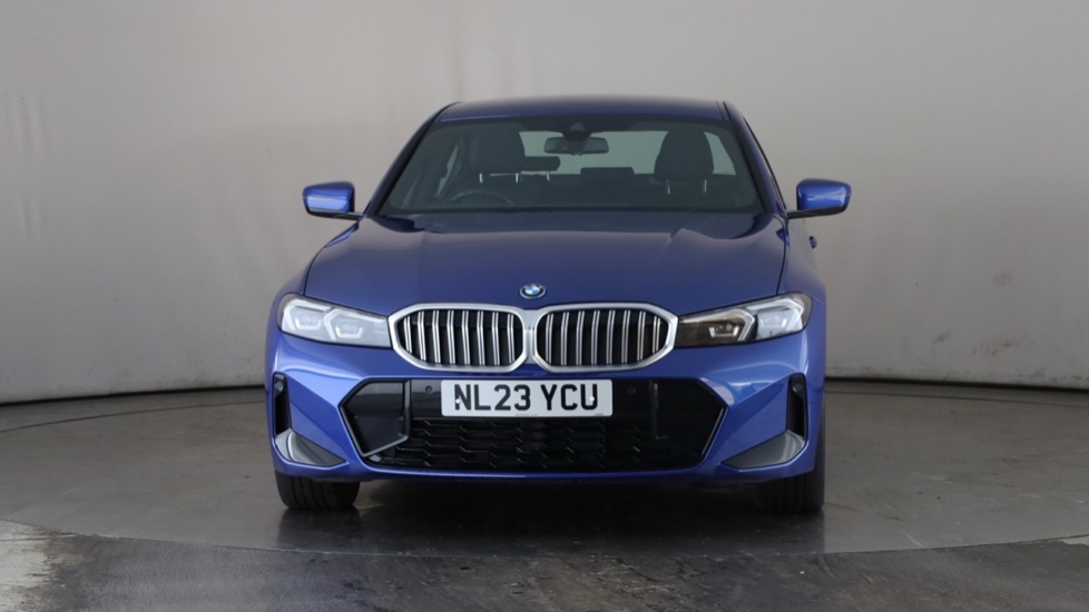 BMW 3 SERIES Image 8