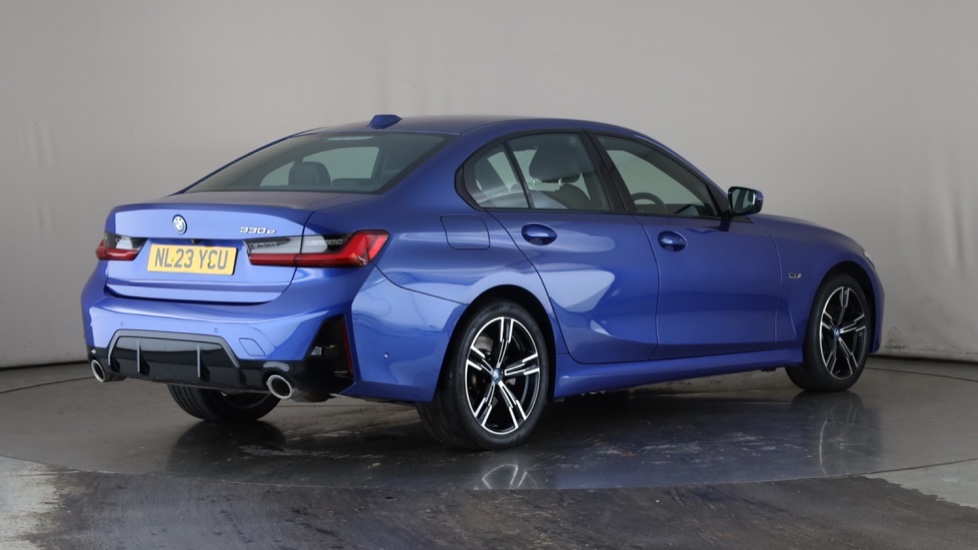 BMW 3 SERIES Image 5
