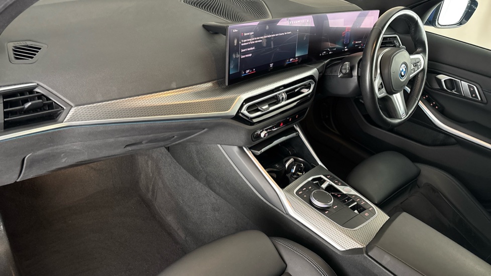 BMW 3 SERIES Image 10