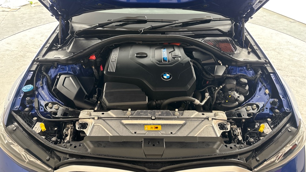 BMW 3 SERIES Image 16