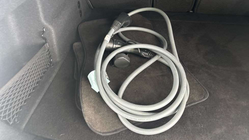 BMW iX1 Image 22