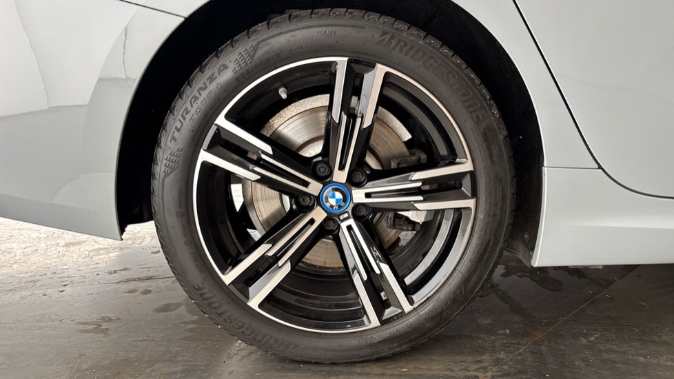 BMW 3 SERIES Image 19