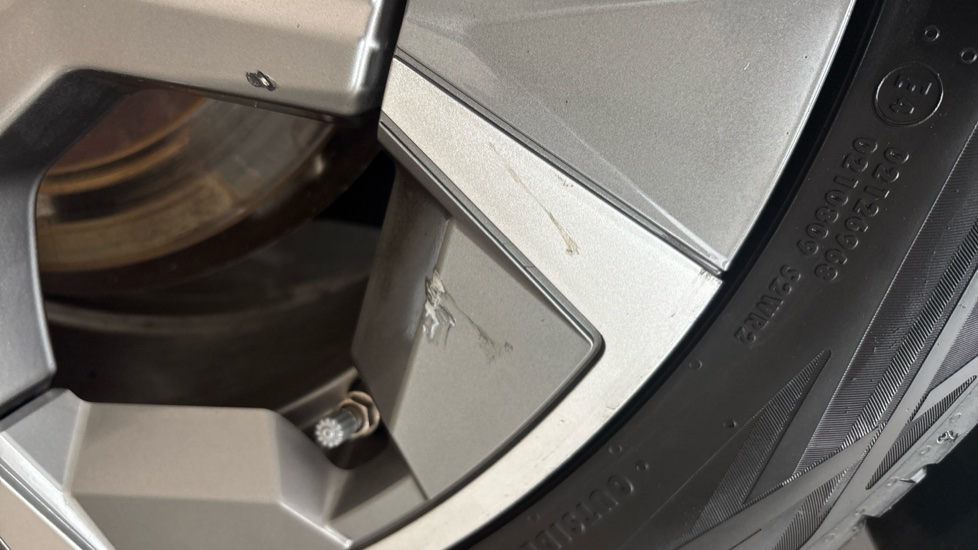 BMW iX1 Scuff