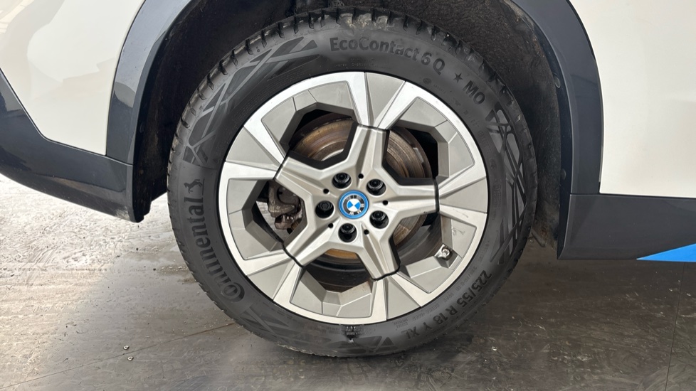 BMW iX1 Image 19