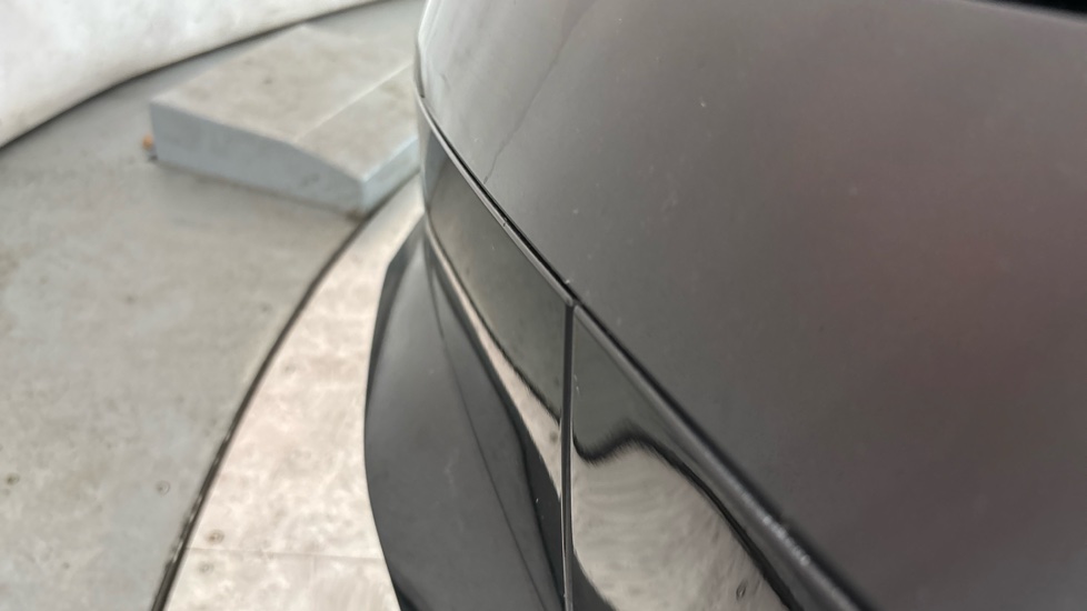 BMW iX chips