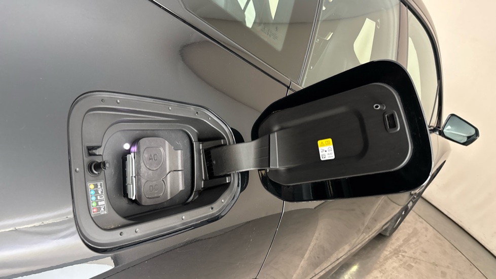 BMW iX Image 21