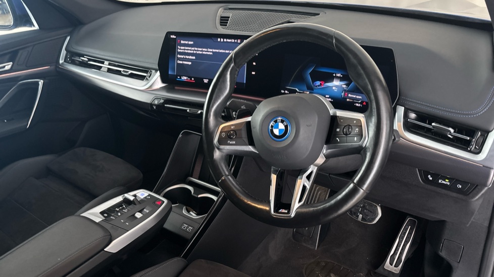 BMW iX1 Image 9