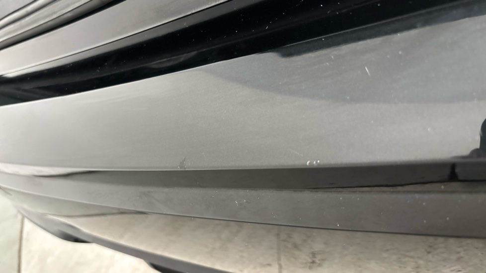 BMW iX1 chips and scratches