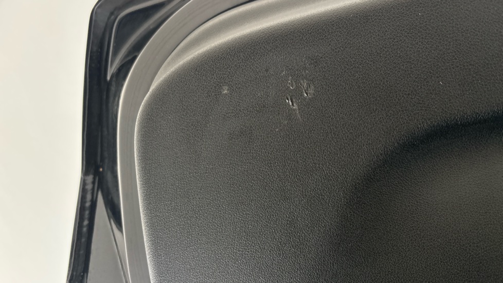 BMW iX1 scuff
