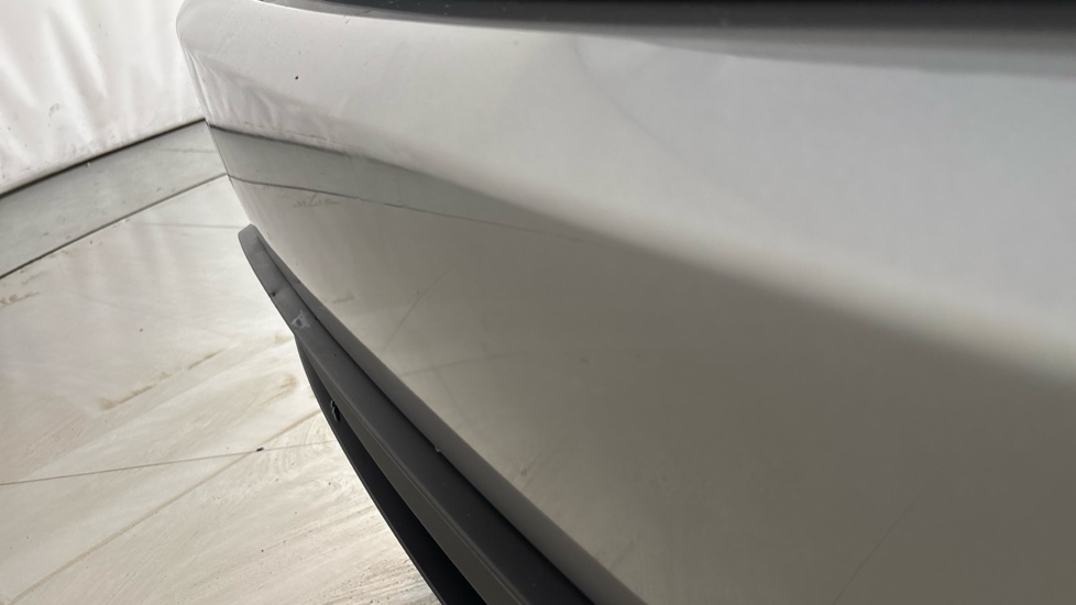 MINI HATCHBACK chips and dent