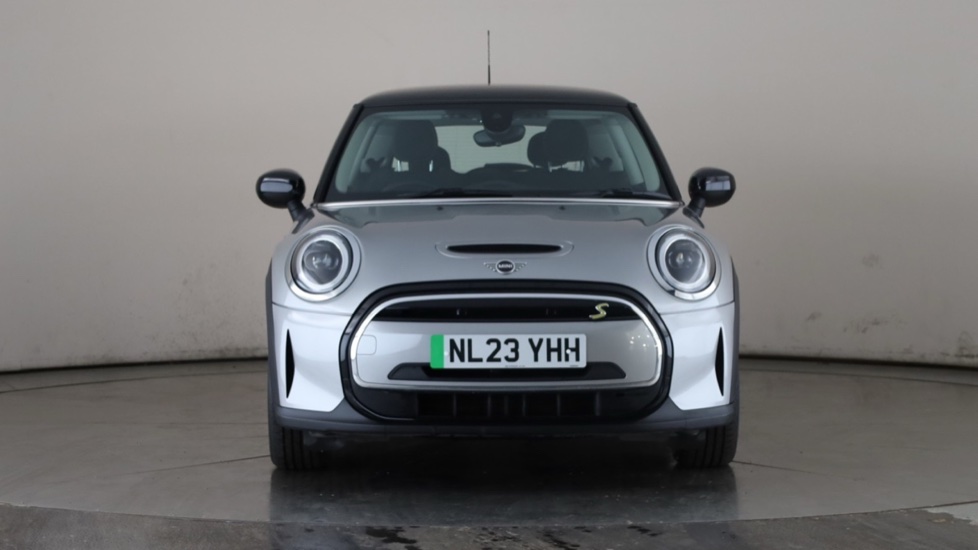 MINI HATCHBACK Image 8