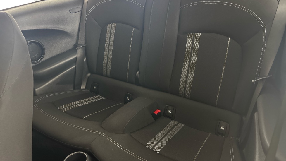 MINI HATCHBACK Image 14