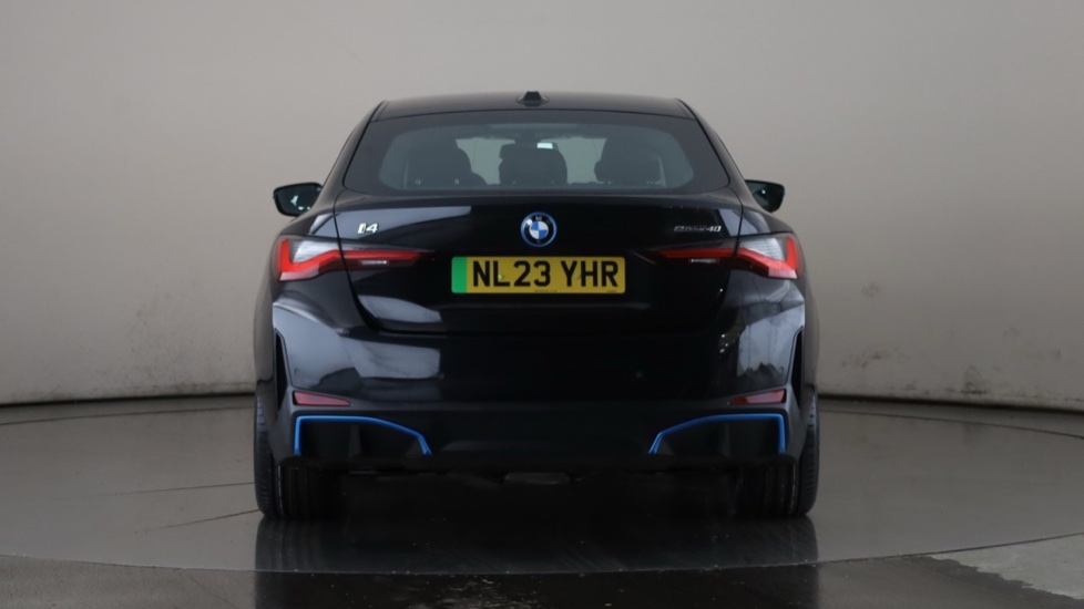 BMW I4 Image 4