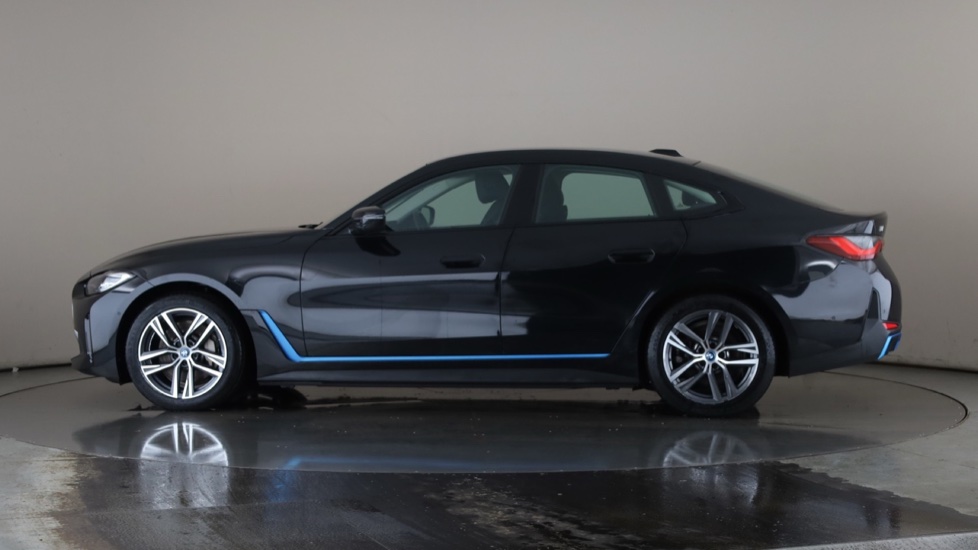 BMW I4 Image 2