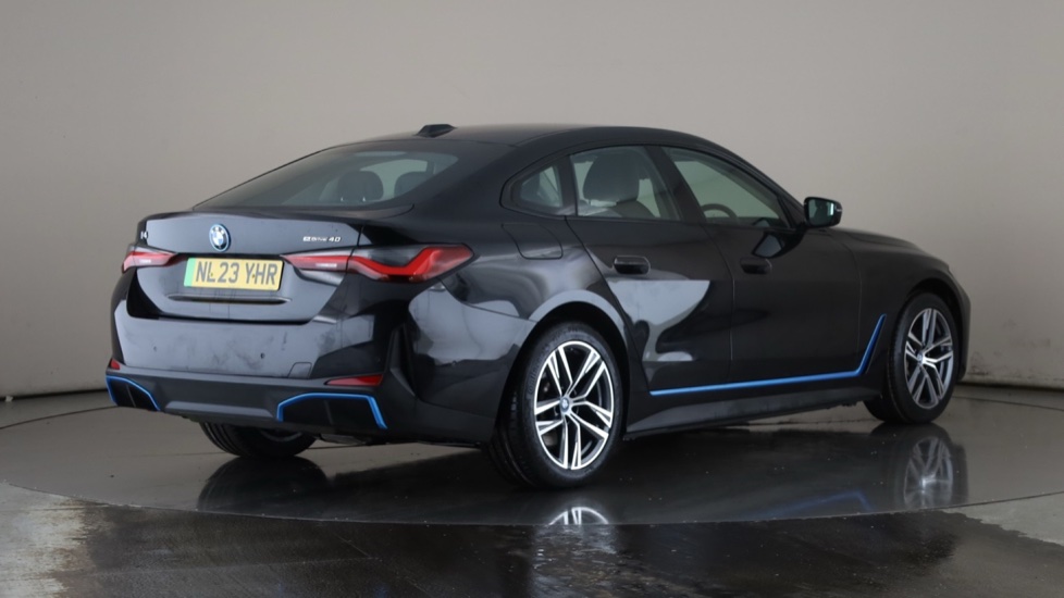 BMW I4 Image 5