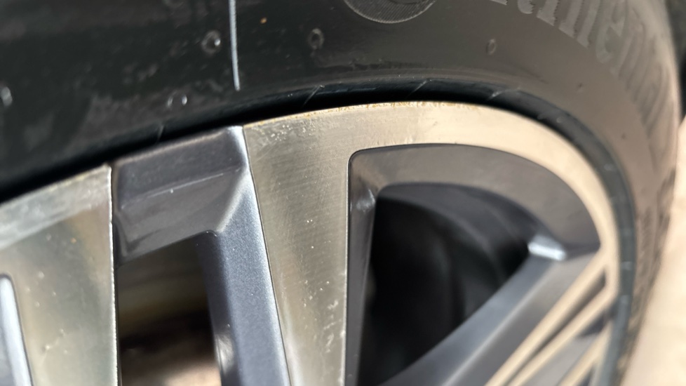 BMW I4 scuff