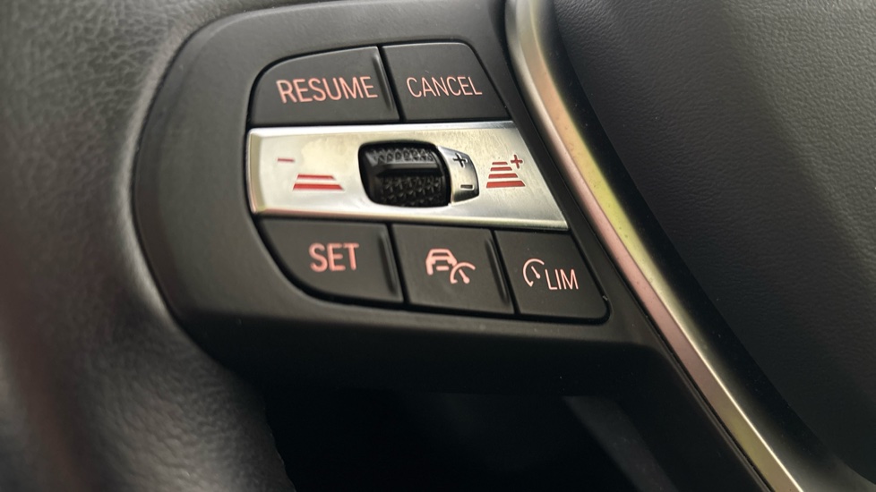 BMW I4 cruise control