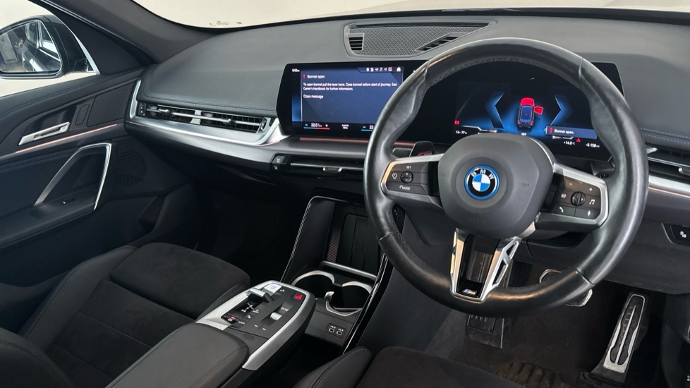 BMW iX1 Image 9