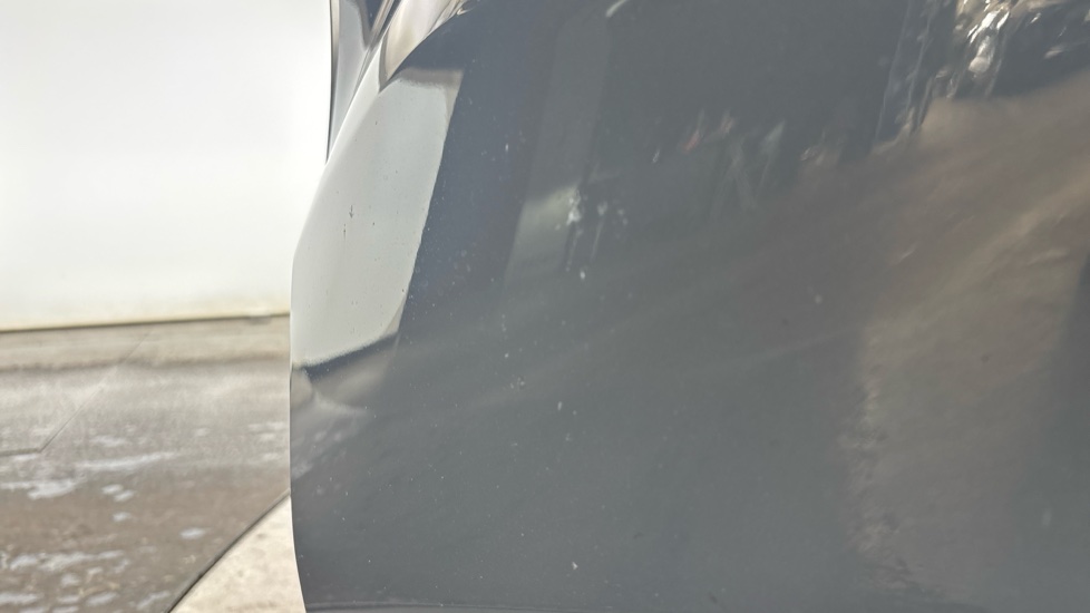BMW iX1 chips