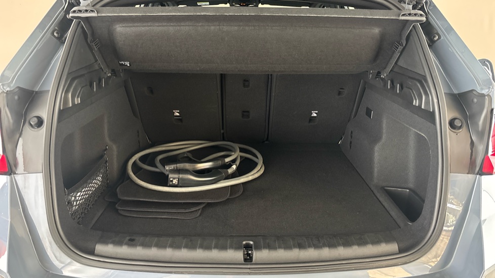 BMW iX1 Image 15