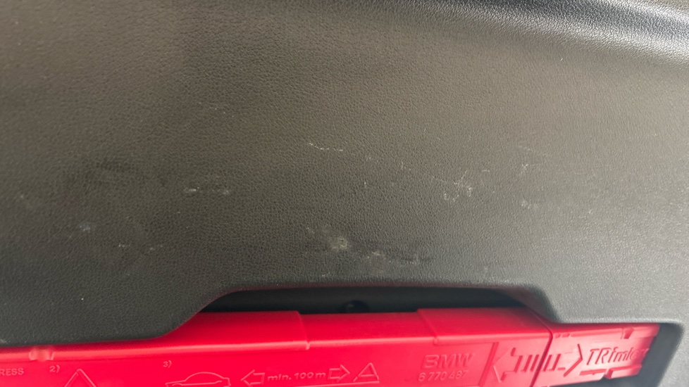 BMW iX1 scuff