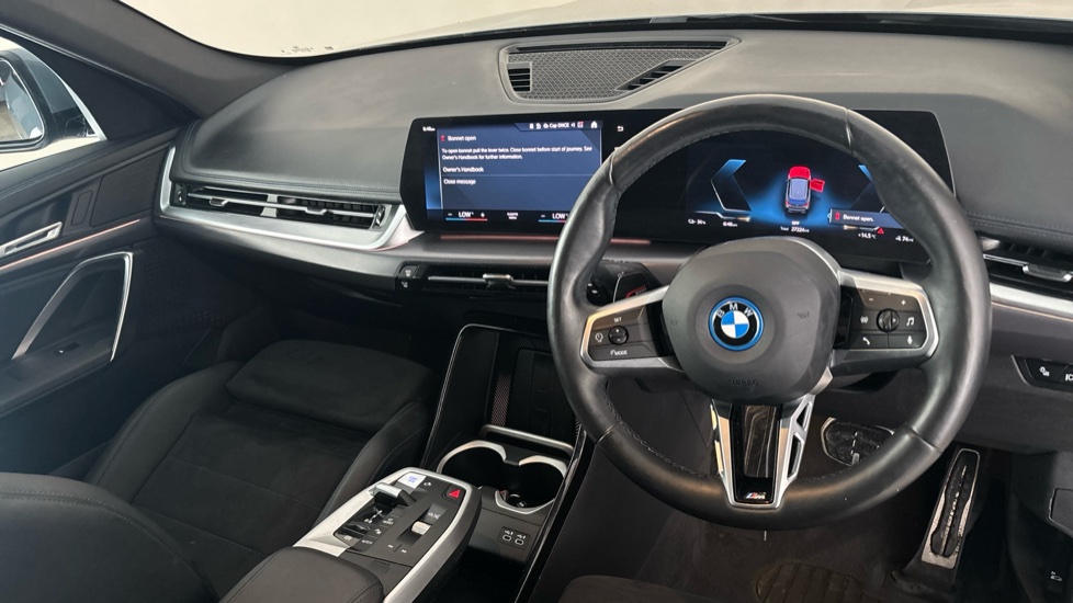 BMW iX1 Image 9