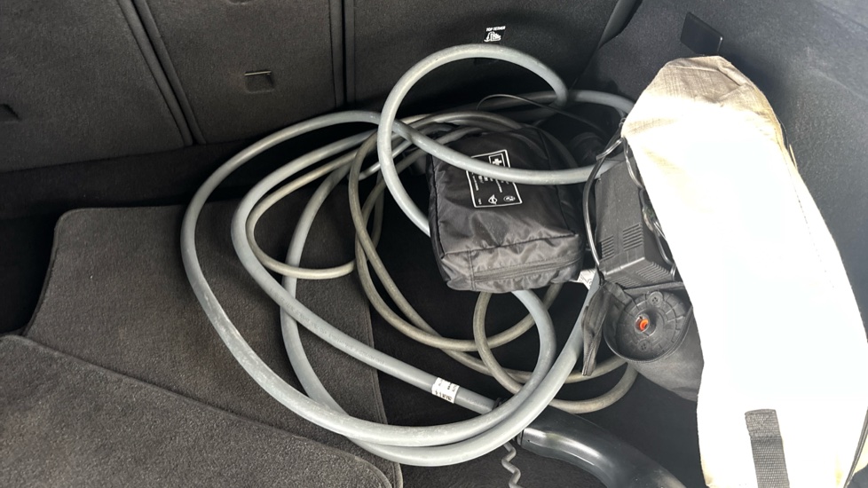 BMW iX1 Image 22