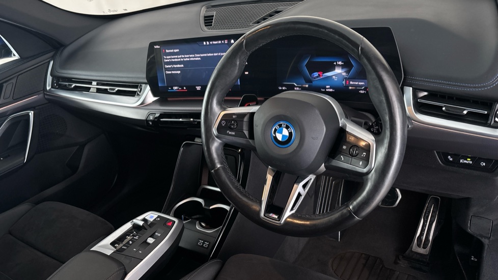 BMW iX1 Image 9