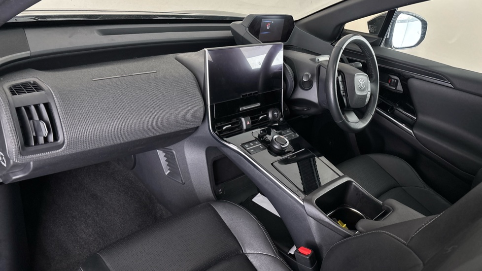 TOYOTA BZ4X Image 10